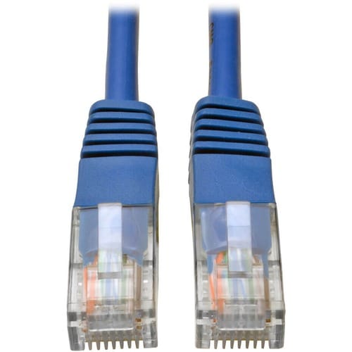 Câble de raccordement Cat5e Tripp Lite - Câble réseau catégorie 5e de 2,13 m (7 pi) - First E