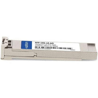 Módulo XFP 10GBASE-LR adicional: 1 x 10GBase-LR