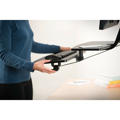 Soporte de escritorio Kensington SmartFit para monitor y teclado
