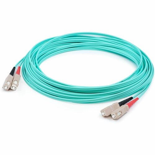 Cable de conexión de fibra óptica plenum dúplex Aqua OM4 recto SC (macho) a SC (macho) de 41 m