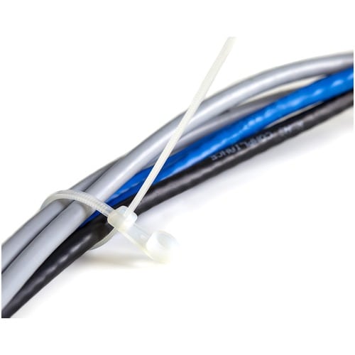 StarTech.com 6\"(15cm) Cable Ties with Mounting Hole, 1-1/2\"(40mm) Dia, 40lb(18kg) Tensil