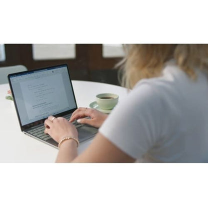 Microsoft Surface Laptop 5 de 15 pulgadas con pantalla táctil - Intel Core i7 - Plataforma Intel Evo