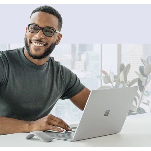 Microsoft Surface Laptop 5 de 15 pulgadas con pantalla táctil - Intel Core i7 - Plataforma Intel Evo