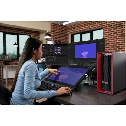 Estación de trabajo Lenovo ThinkStation P7 30F30012CA - 1 procesador Xeon w5-3425 - 64 GB