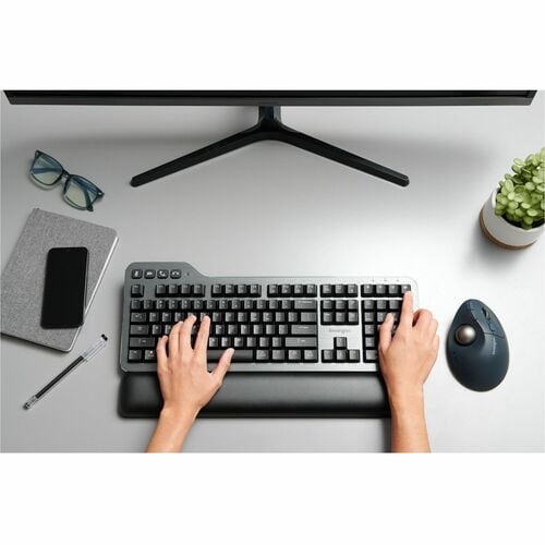 Kensington MK7500F QuietType Pro Silent Mechanical Keyboard with Meeting