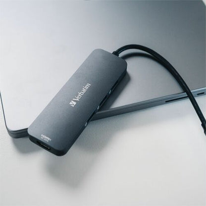 Concentrador multipuerto USB-C Pro Verbatim CMH 08 - 8 puertos