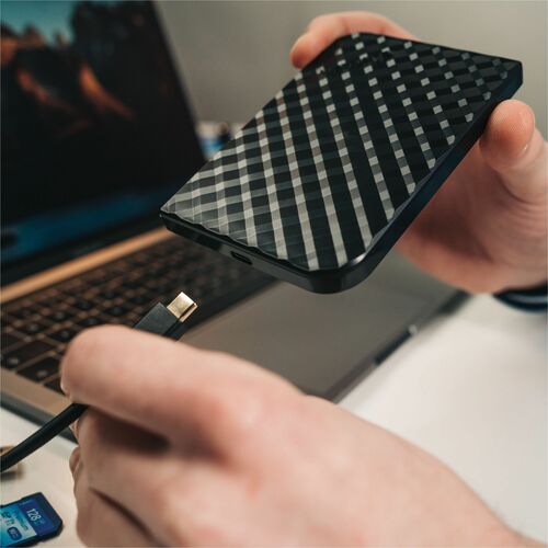 VERBATIM 1TB HARD DRIVEBLACK PORTABLE STORE N GO USB 3.0 MULTI 4