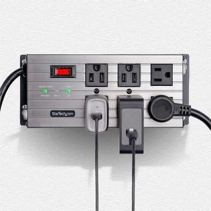 StarTech.com Regleta de enchufes industrial de 6 tomas, 125 V/15 A, con aislamiento EMI/RFI