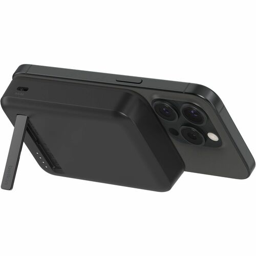Belkin BoostCharge Pro Magnetic Power Bank with Qi