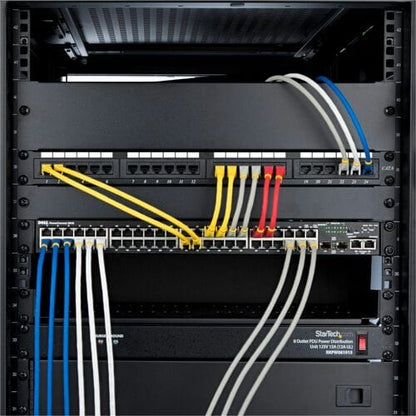 Câble Ethernet CAT6a noir StarTech.com de 15,2 m, RJ45 anti-accroc, 10 Gb/s, PoE 100 W, 100 m