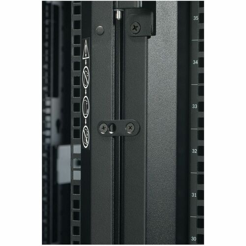 APC by Schneider Electric APC NetShelter SX Deep Rack Enclosure With Sides - 19" 42U