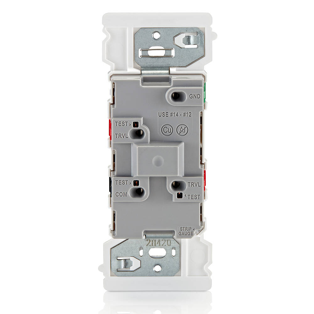 Leviton Decora Edge 15A 3 Way Rocker Switch, White (E5603-W)